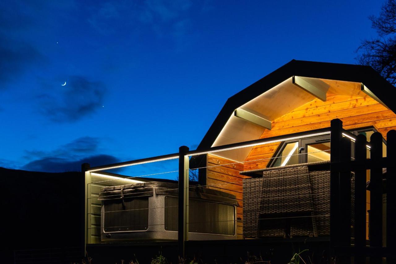 Bonnie Barns - Adults Only Luxury Lodges With Hot Tubs ลุสส์ ภายนอก รูปภาพ