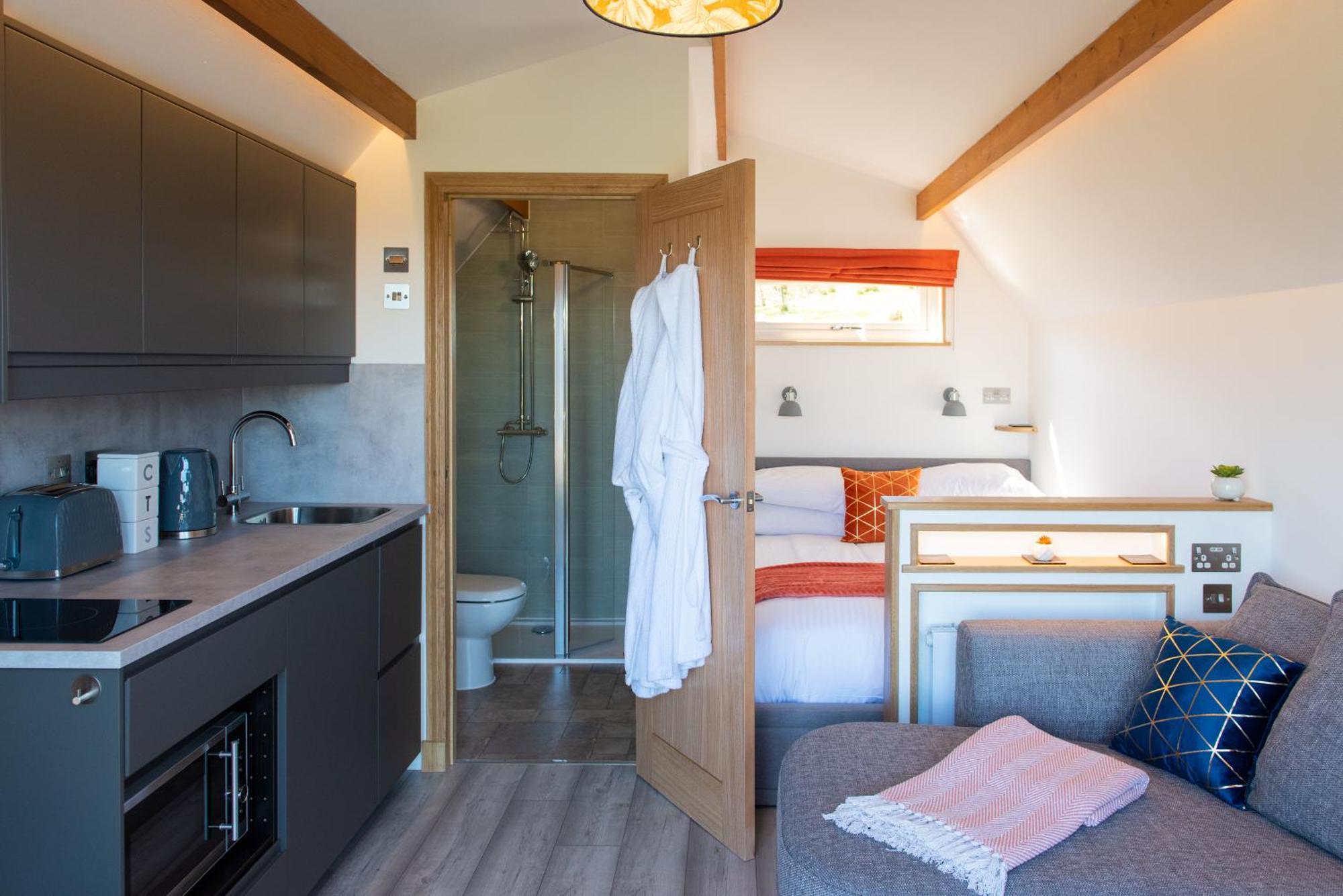 Bonnie Barns - Adults Only Luxury Lodges With Hot Tubs ลุสส์ ภายนอก รูปภาพ