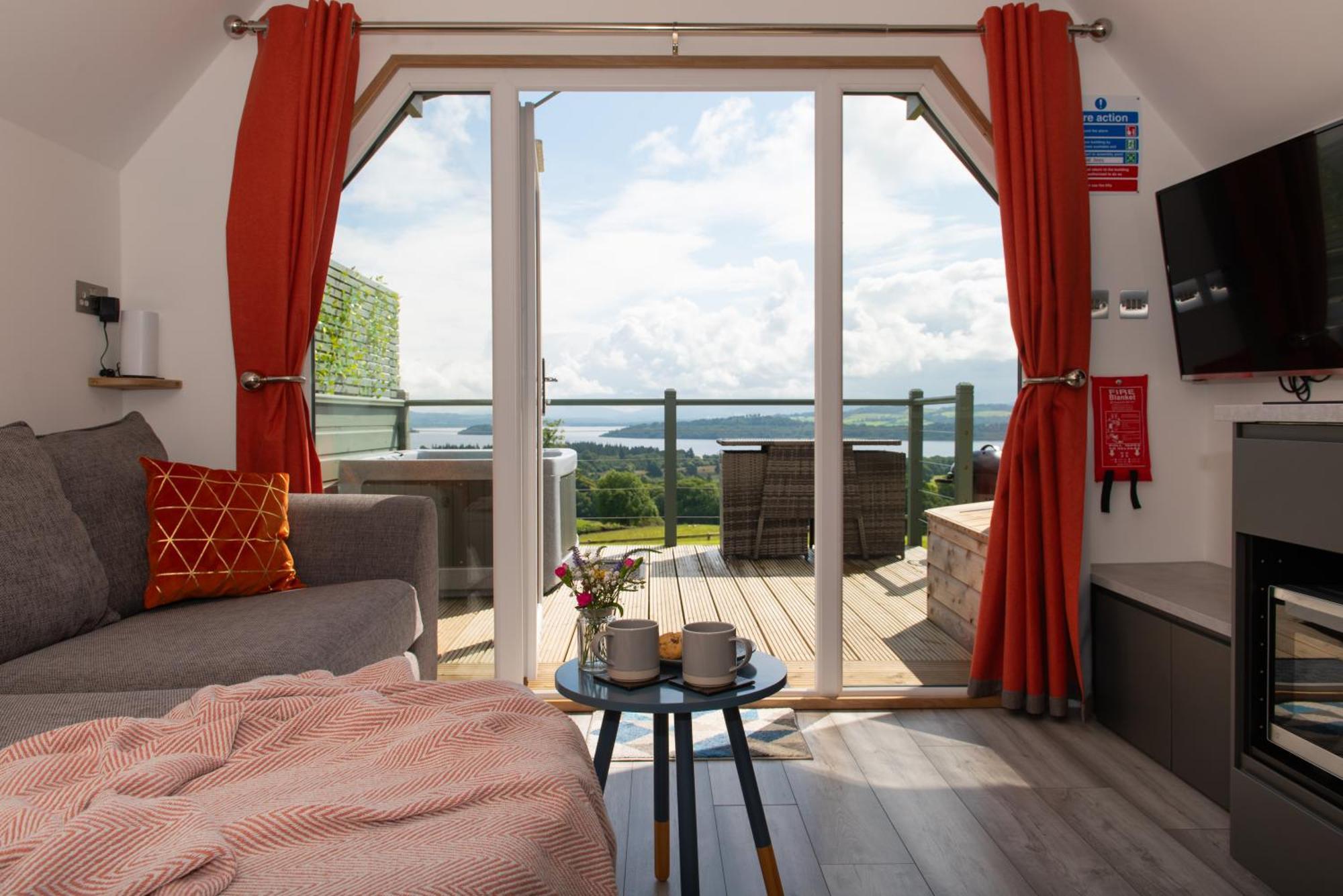 Bonnie Barns - Adults Only Luxury Lodges With Hot Tubs ลุสส์ ภายนอก รูปภาพ